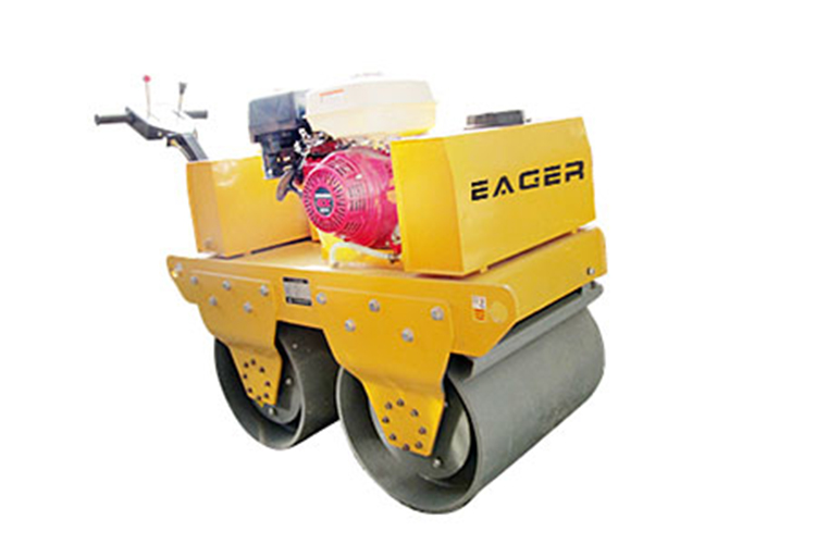 EAGER-TR5压路机